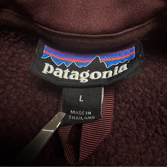 Patagonia Women's 1/4 Zip Better Sweater In Dark Currant. Size: Large - Picture 4 of 12